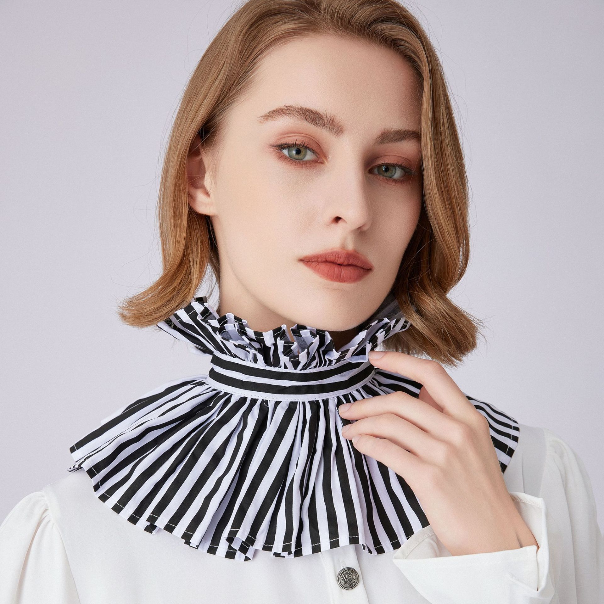 French Style Black White Strip - Dolls recension och pris